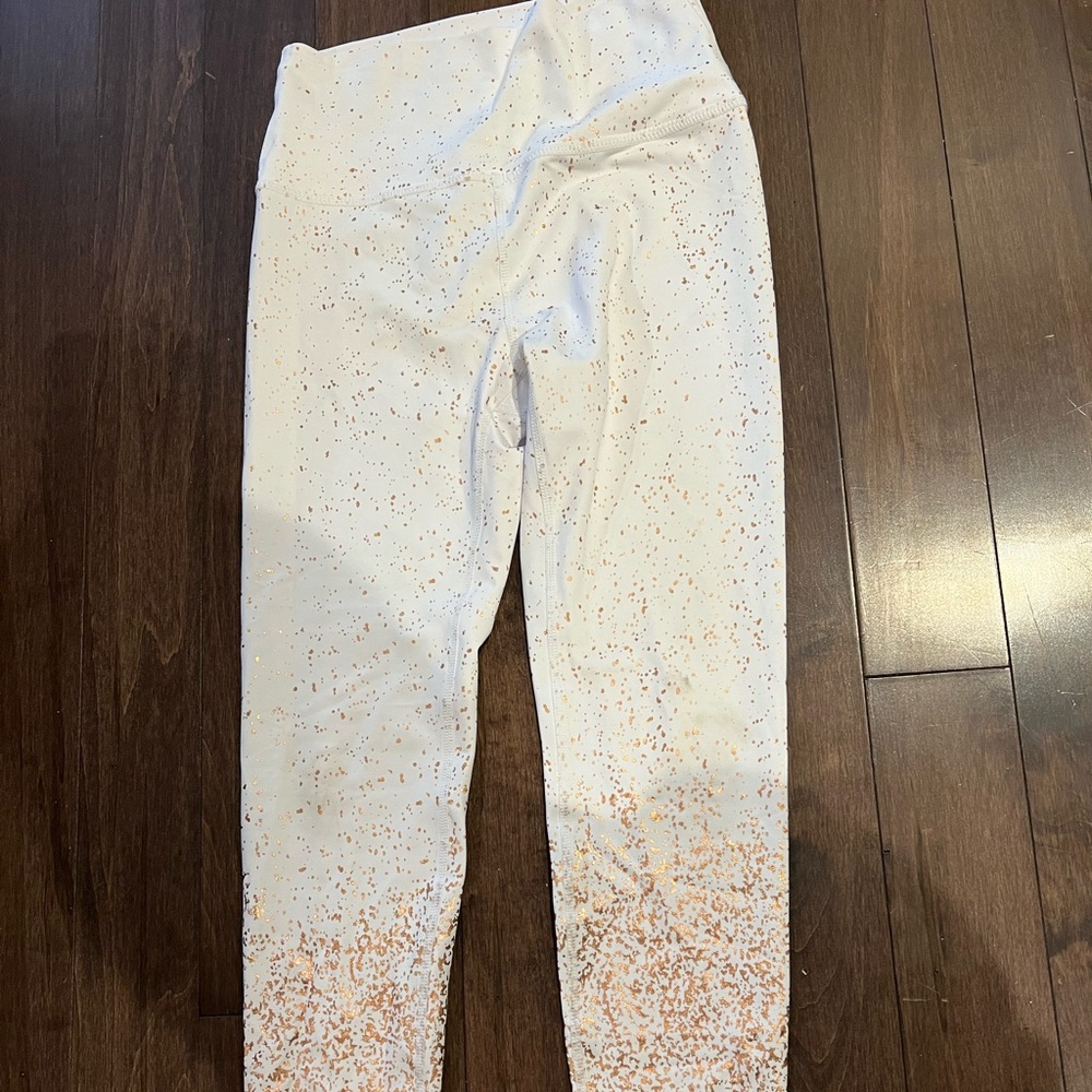 Buffbunny Rose Gold Leggings - M - NEW Never Worn